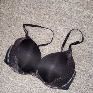 Maidenform black metallic floral print bra size 34D
